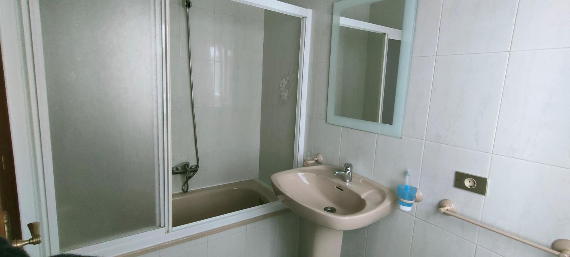 Apartamento De 4 Habitaciones En El Centro De Monforte モンフォルテ・デ・レモス エクステリア 写真